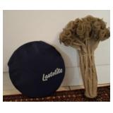 LASTOLITE SCREEN AND PARASOL / UMBRELLA