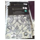 4 PANELS OF BOULEVARD CURTAINS