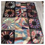 GROUP- PATCHWORK VINTAGE QUILT  5ï¿½10ï¿½x64ï¿½