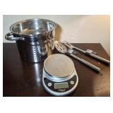 PORTION SCALE, UTENSILS AND STRAINER BASKET