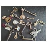 ANTIQUE KEYS