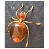 10K BROOCH WITH STONES