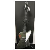 CUSTOM GUITAR AUTOGRAPHED BY PAUL, GENE, PETER AND