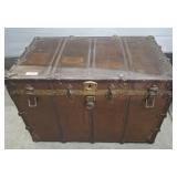 LARGE TRUNK W/ INSERT