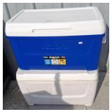 2 IGLOO 48 QT COOLERS