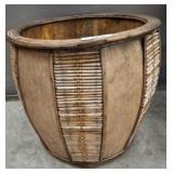 WOODEN DECORATIVE PLANTER 18X18