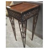 DECORATIVE ACCENT TABLE 11X11X26