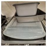 ASSORTED BAKING PANS