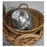 WICKER BASKETS, MISC KITCHENWARE