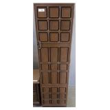 1 DOOR METAL CABINET