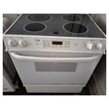GE DROP IN STOVE-GLASS TOP, 4 BURNER
