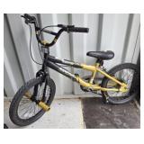 KENT RAMPAGE TRICK BIKE