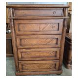 5 DRAWER CHEST OF DRAWERS MISSING PULLS