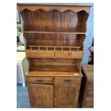 PINE 2 DRAWER 2 DOOR HUTCH