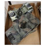 BLUE BOX TOYS HUMMER AND JEEP