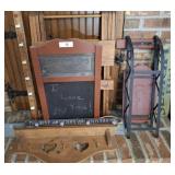 GROUP OF ASSORTED WOODEN Dï¿½COR, TRAY TABLE, MISC