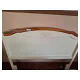 FULL OR QUEEN BED WITH HOLLYWOOD FRAME