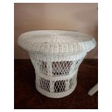 WICKER DRUM STYLE TABLE 24X20