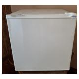 HAIER DORM FRIDGE 18X18X20