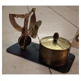 BRASS POSTAL SCALE VINTAGE