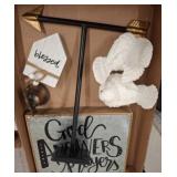 Decorative Assorted Home Items Lot