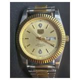 Elgin Steel Quartz Wristwatch with Day-Date Displa