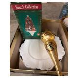 Santaï¿½s Collection Tree Topper with Plate