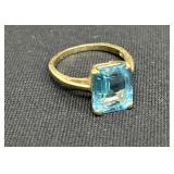 14K Yellow Gold Blue Topaz Ring