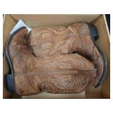 Durango Leather Cowboy Boots Style RD5302, Size 8.