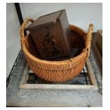 PRIMITIVE FRAME AND BASKET DECOR
