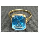 14K Gold Ring with Blue Topaz Stone