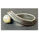 Sterling Silver Ring with Pearl Accent, Size 8