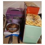 NOSTALGIA COOKERS, CAST IRON, MISC