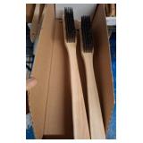 20-1/2ï¿½ï¿½ Utility Brush with Scraper