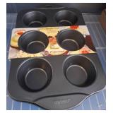 Giant Cupcake/Muffin Pan by Norpro