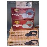 Springform Pans in Various Sizes