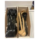 Plastic Serving Utensils in Two Colors