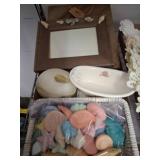 Hampton Art Frame with Seashell soap Decor