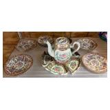 Chinese Porcelain Tea Set with Floral Motif