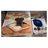 Sï¿½mores Wizard & MyMini Bundt Cake Maker Set