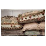 Decorative Throw Pillows