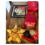 Holiday and Decorative Items Lot