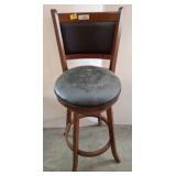 Wooden Swivel Bar Stool with Vinyl Seat