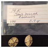14K Gold Sand Dollar Earrings, 0.9 Grams