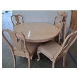 Expandable Dining Table with 4 Chairs