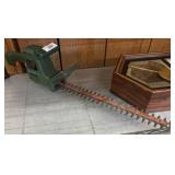 Black & Decker 18" Hedge Trimmer