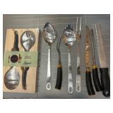Kitchen Utensil Set with Salad Server