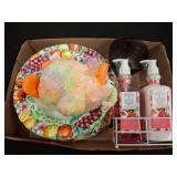 Plastic Dinnerware & Bath Set Lot