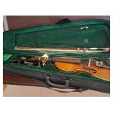 Violin with Bow, Case, and Resonans Shoulder Rest