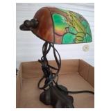 Stained Glass Frog Lamp With Frog-Shaped Base